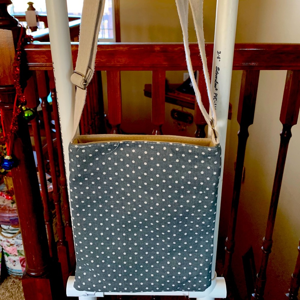 NWOT’s Linen/Cotton Gray Polka-Dot Crossbody Purse - Picture 2 of 3